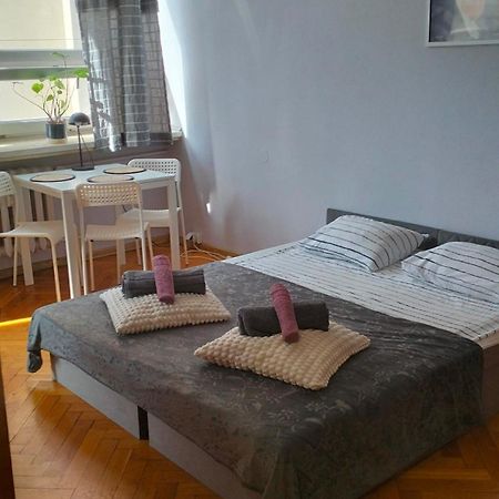 Ferienwohnung Night Host Matejki 4 Free Parking Bytom Exterior foto